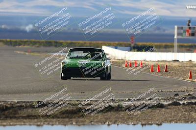 media/Nov-16-2025-CalClub SCCA (Sun) [[2975c16dfc]]/Group 6/Turn 1/